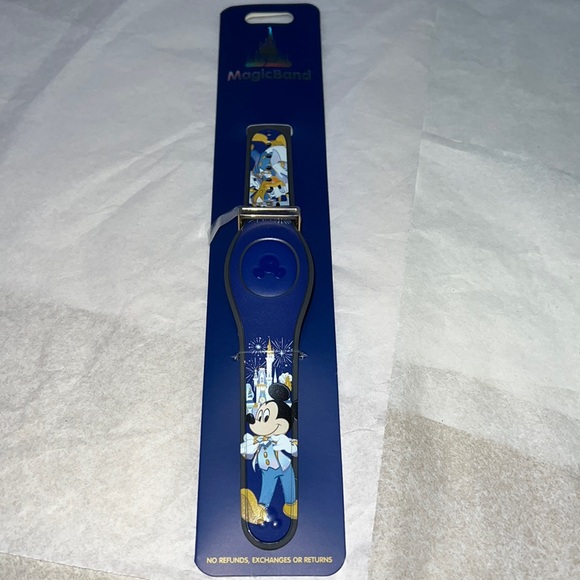 DISNEY Mickey and Friends Magic Band 2 (50th Anniversary Collection) - Picture 4 of 12